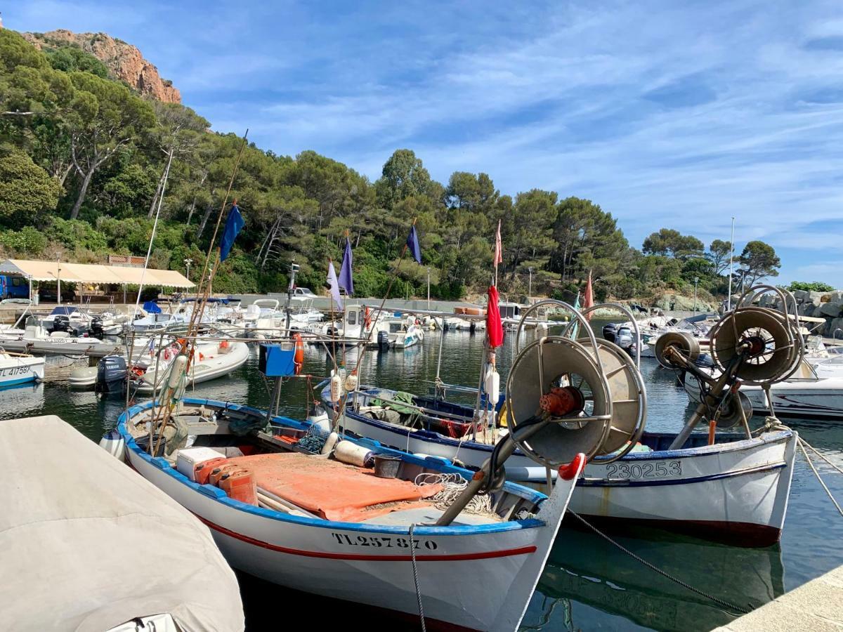 Le Petit Semaphore Saint-Raphaël Exterior foto